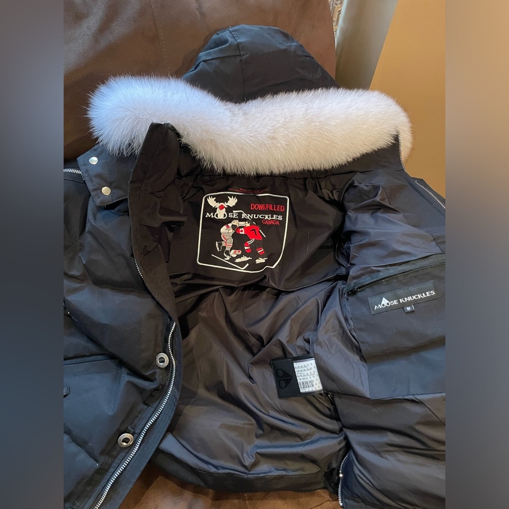 Moose knuckle 3q with fur